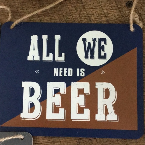 Man cave - Picture 3 of 5